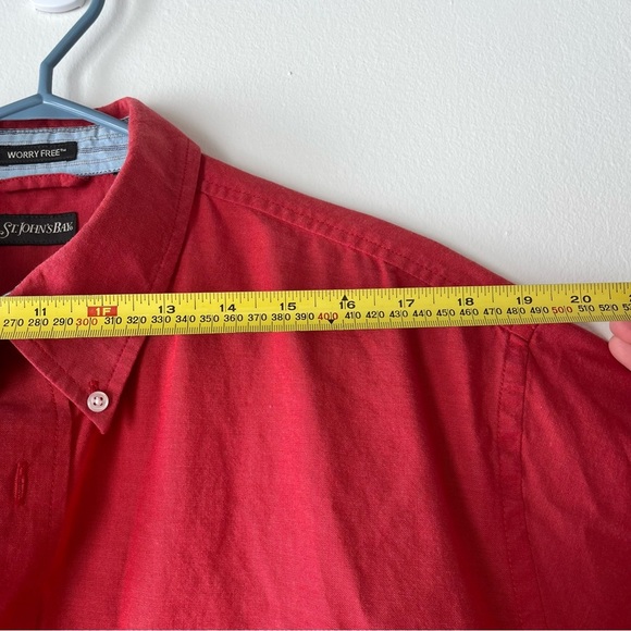 St. John’s Bay Red Short Sleeve Button-Up Size Large Worry Free Cotton Blend - Picture 9 of 11